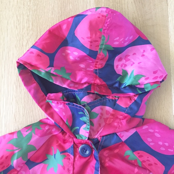 Berry Beautiful StrawberryCrazy 8 Raincoat🍓💙💗 - Picture 4 of 6